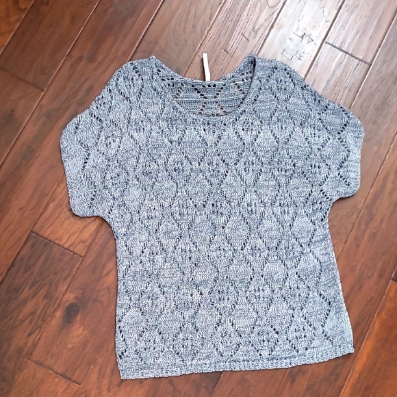 Leo & Nicole Textured Knit Short Sleeve Sweater size XXL - Picture 1 of 9